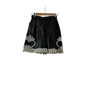 NWT $3550 Alexander McQueen Eyelet Embellished Leather Short Black US Size 2